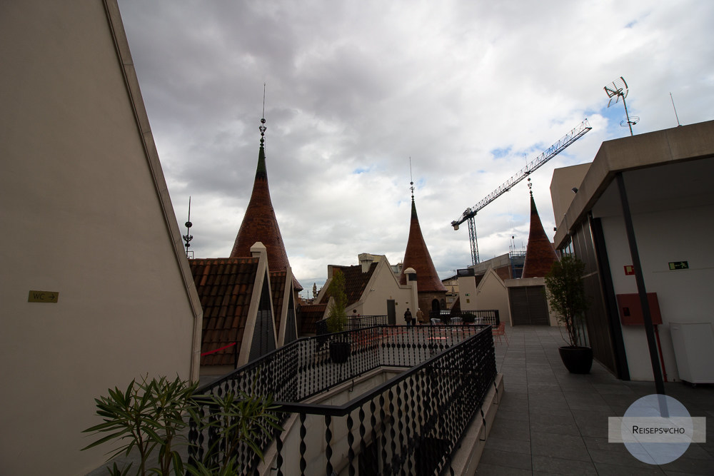 Casa de les Prunxes in Barcelona