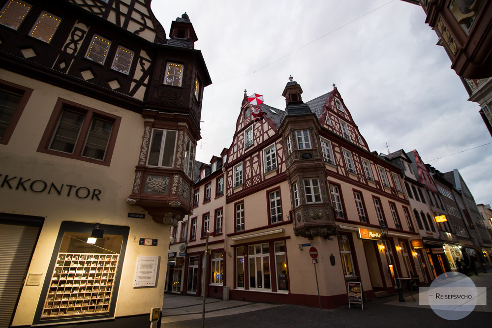 Verzierte Häuser mit Erker in Koblenz