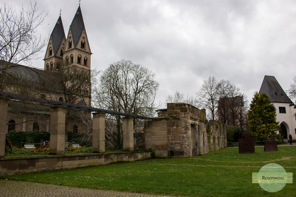 Kirche und Park in Koblenz