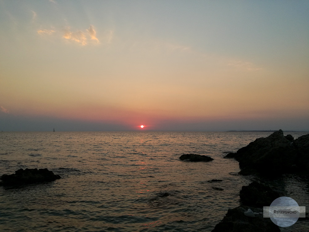 Sonnenuntergang im ionischen Meer bei Tarent