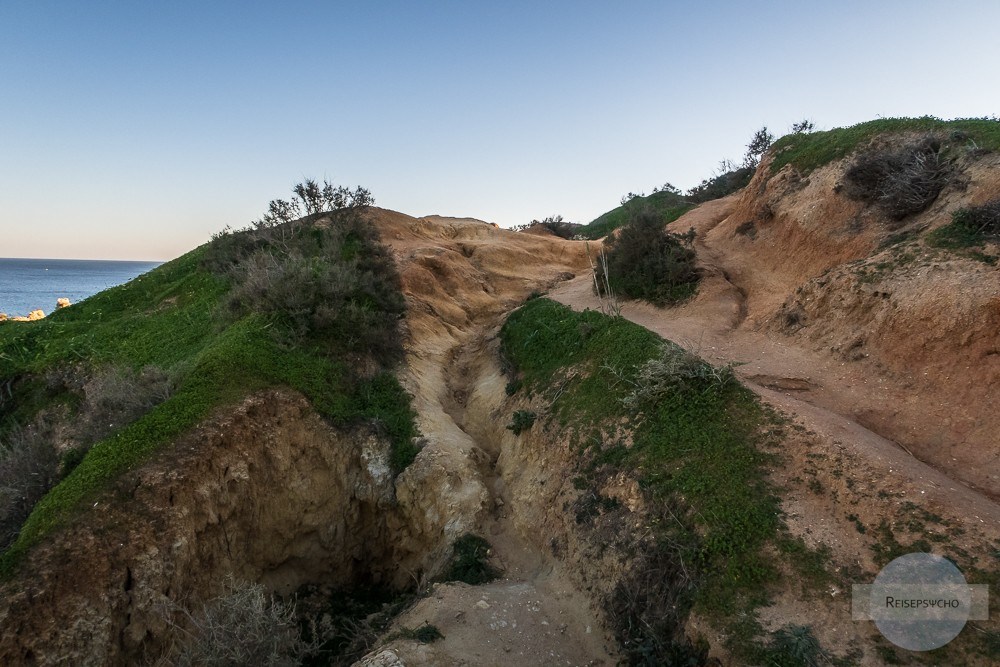 Wege an der Küste der Algarve