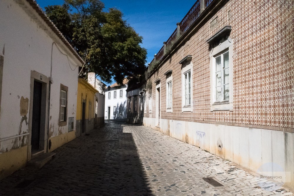 Leere Gassen in der Altstadt von Faro