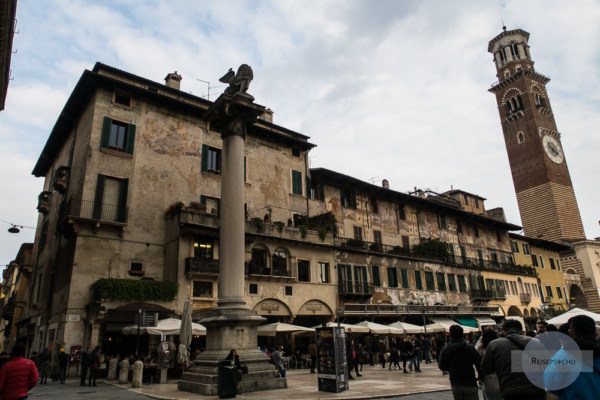 Piazza Erbe in Verona