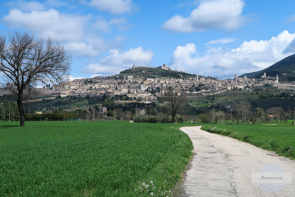 Assisi von unten