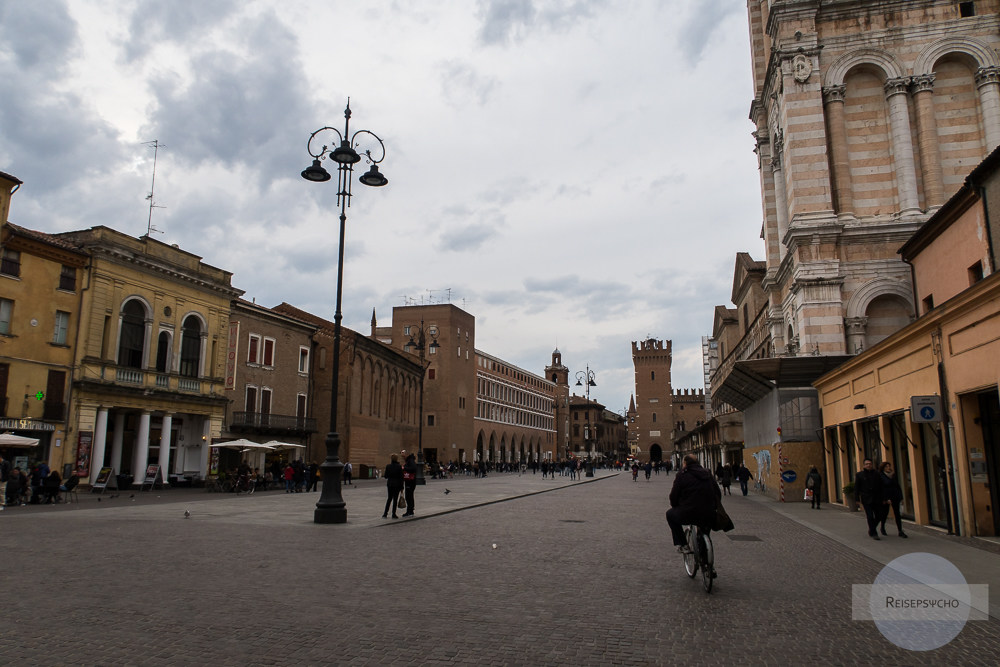 Piazza della Cattedrale in Ferrara