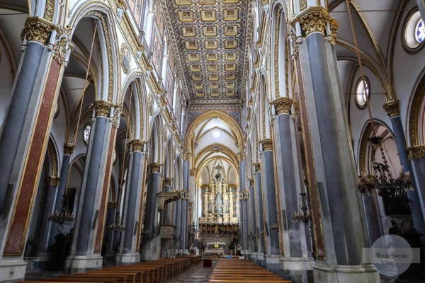 Kirche San Domenico Maggiore in Neapel