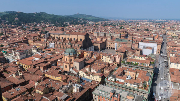 Der sensationelle Blick über Bologna vom Torre dei Asinelli aus