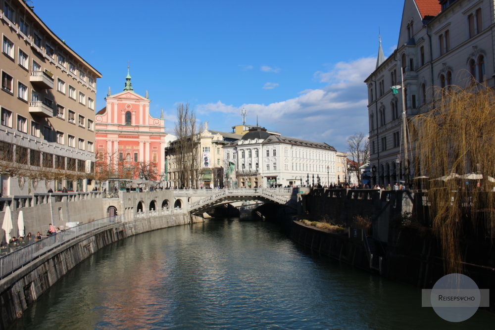Ljubljanica fließt durch Ljubljana
