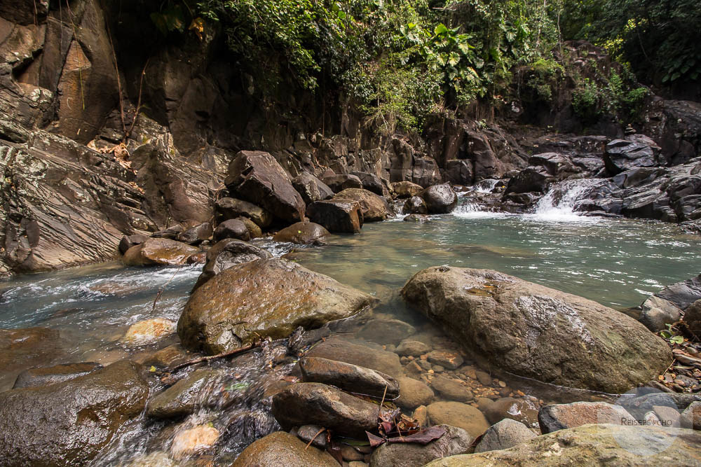 Saut d´Acomat Wasserfall auf Guadeloupe