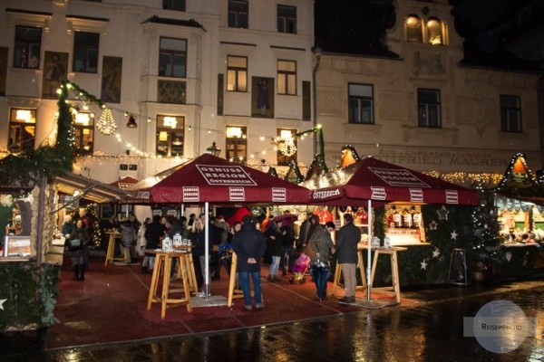 Christkindlmarkt am Glockenspielplatz - Graz Advent
