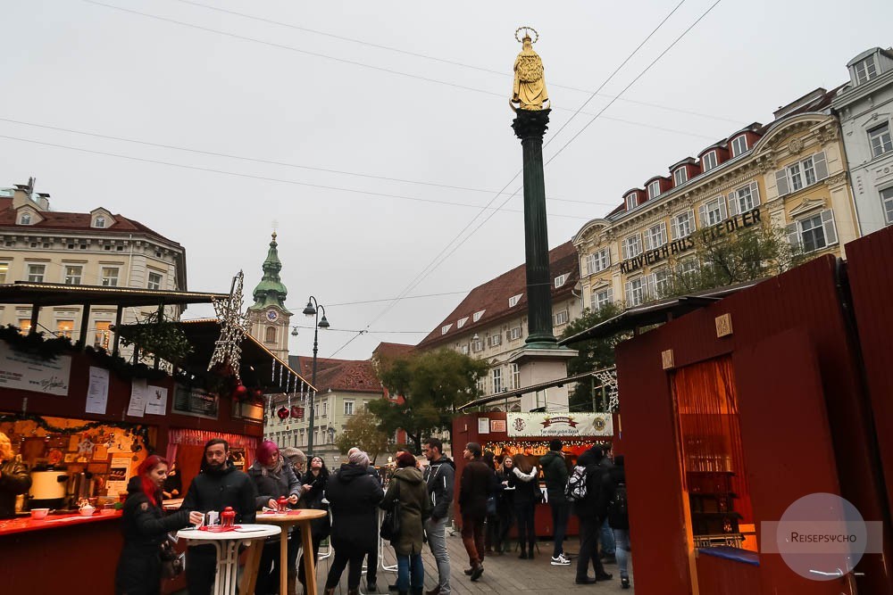 Der Charity-Adventmarkt am Eisernen Tor in Graz