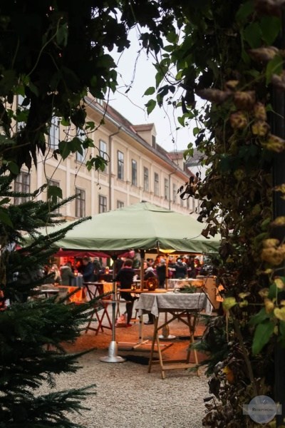 Adventmarkt Graz - Besuch im Joanneumsviertel