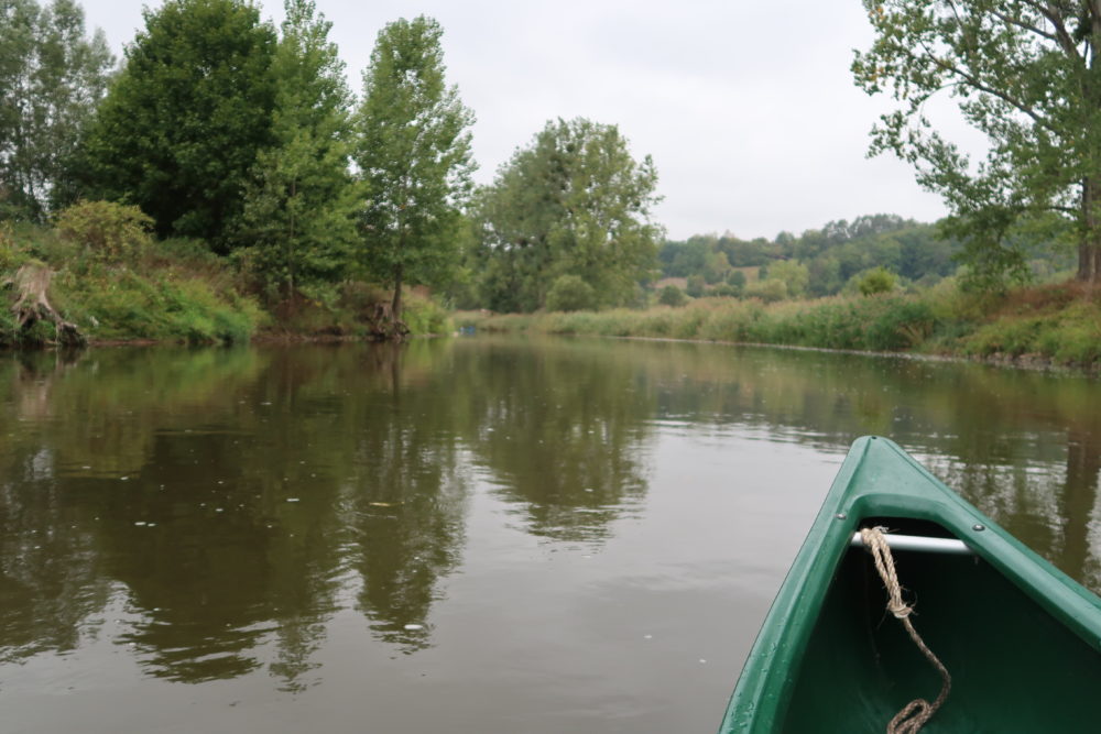 Paddeln am Fluss Werra in Thüringen