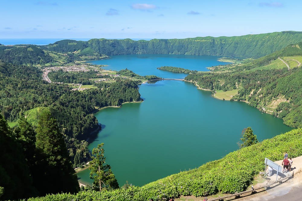 Sete Cidades Kratersee auf Sao Miguel ist ein Top Reisetipp für die Azoren
