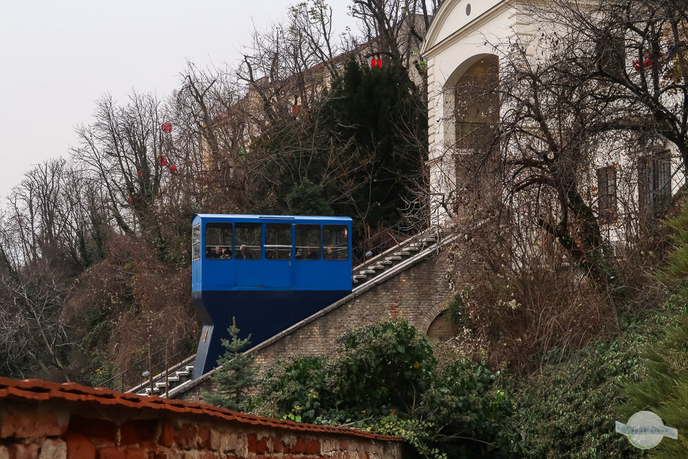 Blaue Standseilbahn Zagreb