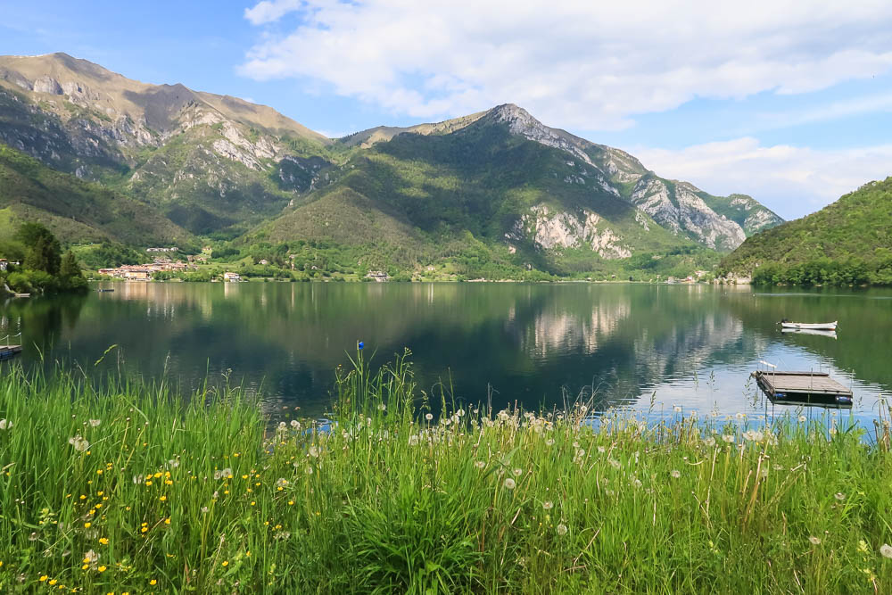 See mit Berg Spiegelung