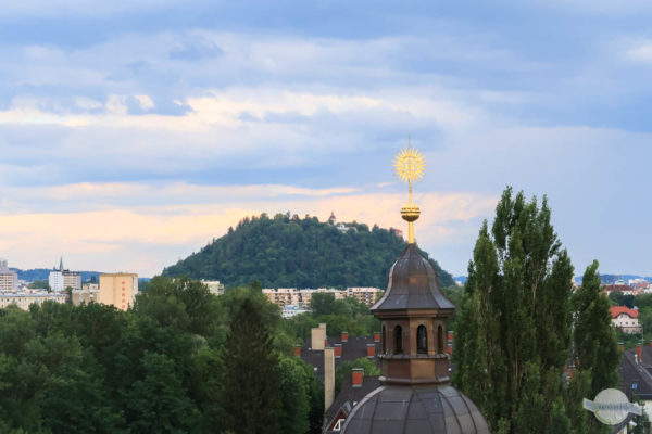 Blick vom Kalvarienberg zum Schloßberg