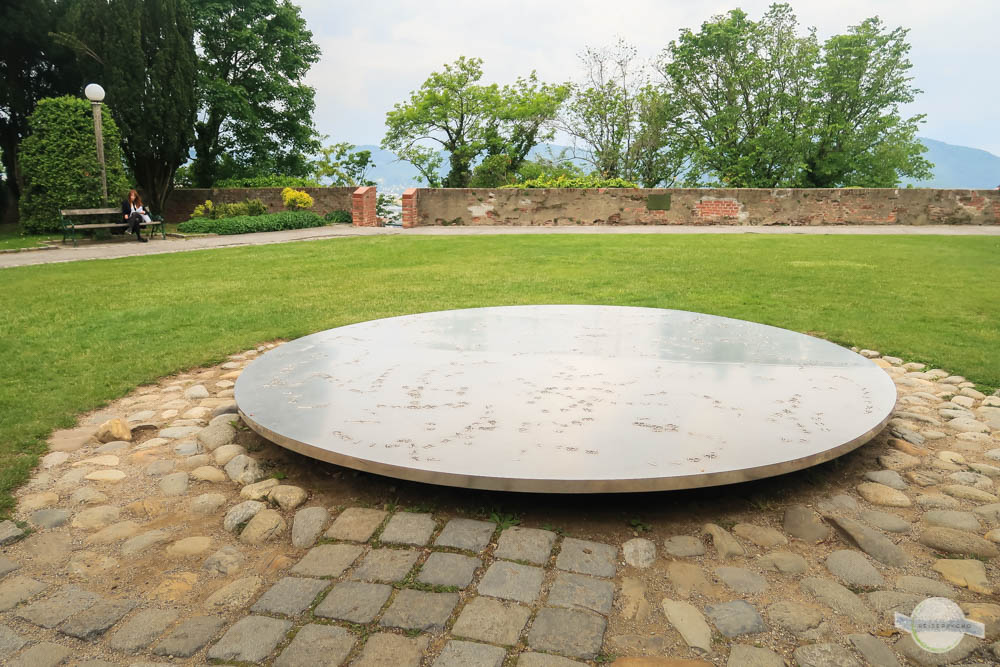 Kunstwerk Platte am Schlossberg