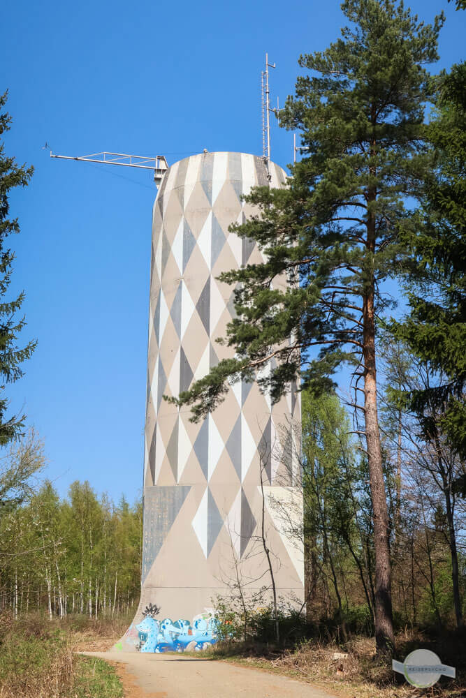 Der Lüftungsturm des Plabutschtunnels am Gaisberg