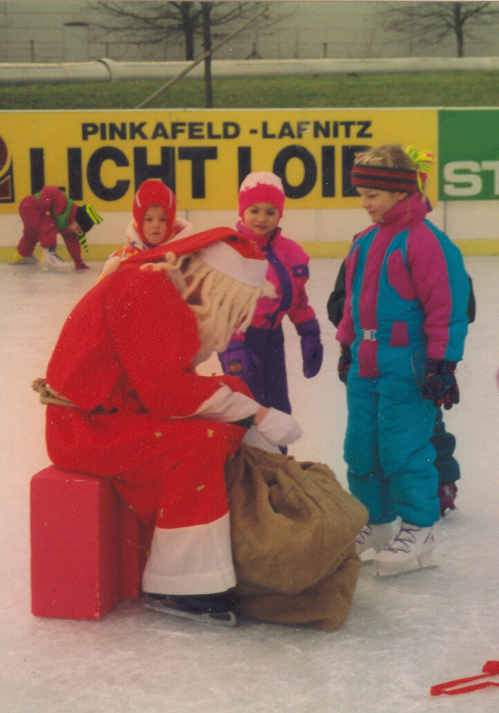 Nikolaus am Eislaufplatz