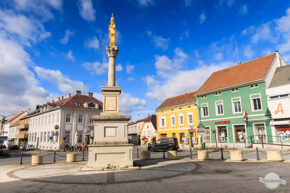 Mariensäule am Hauptplatz in Pinkafeld