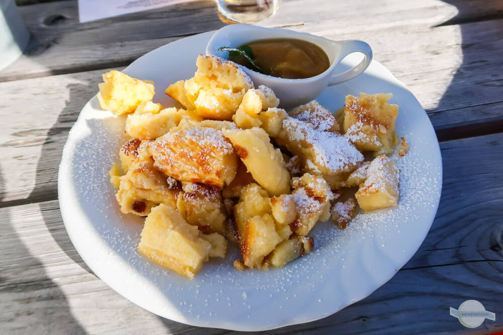 Kaiserschmarren am Berg - typisch Österreich