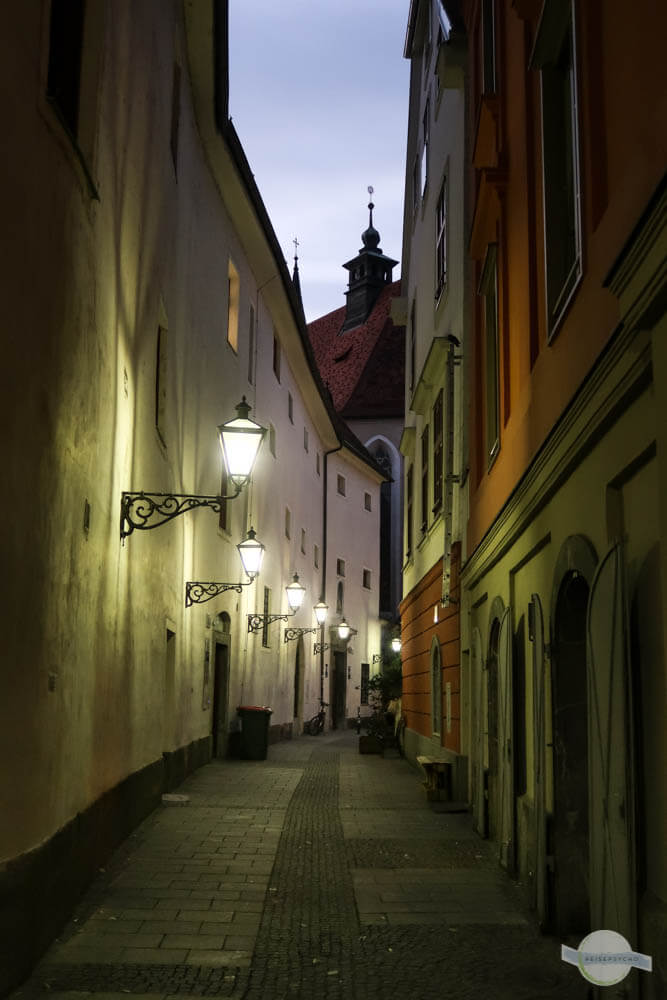dunkle Gasse in Graz