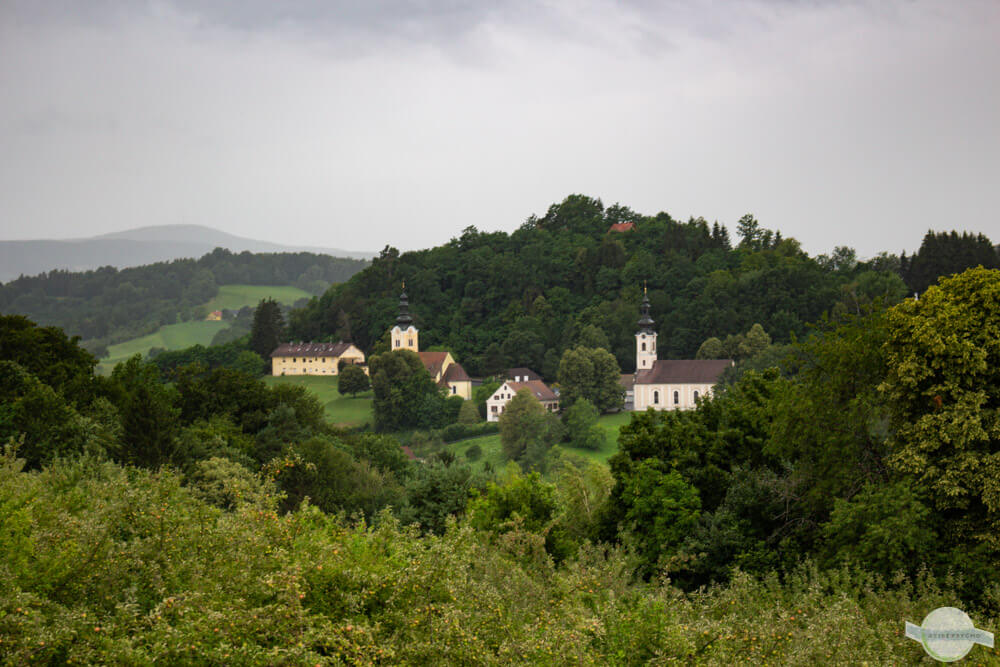 Neuhaus am Klausenbach bei Regen