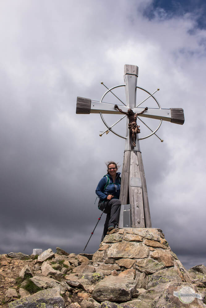 Wind am Gipfelkreuz Deneck