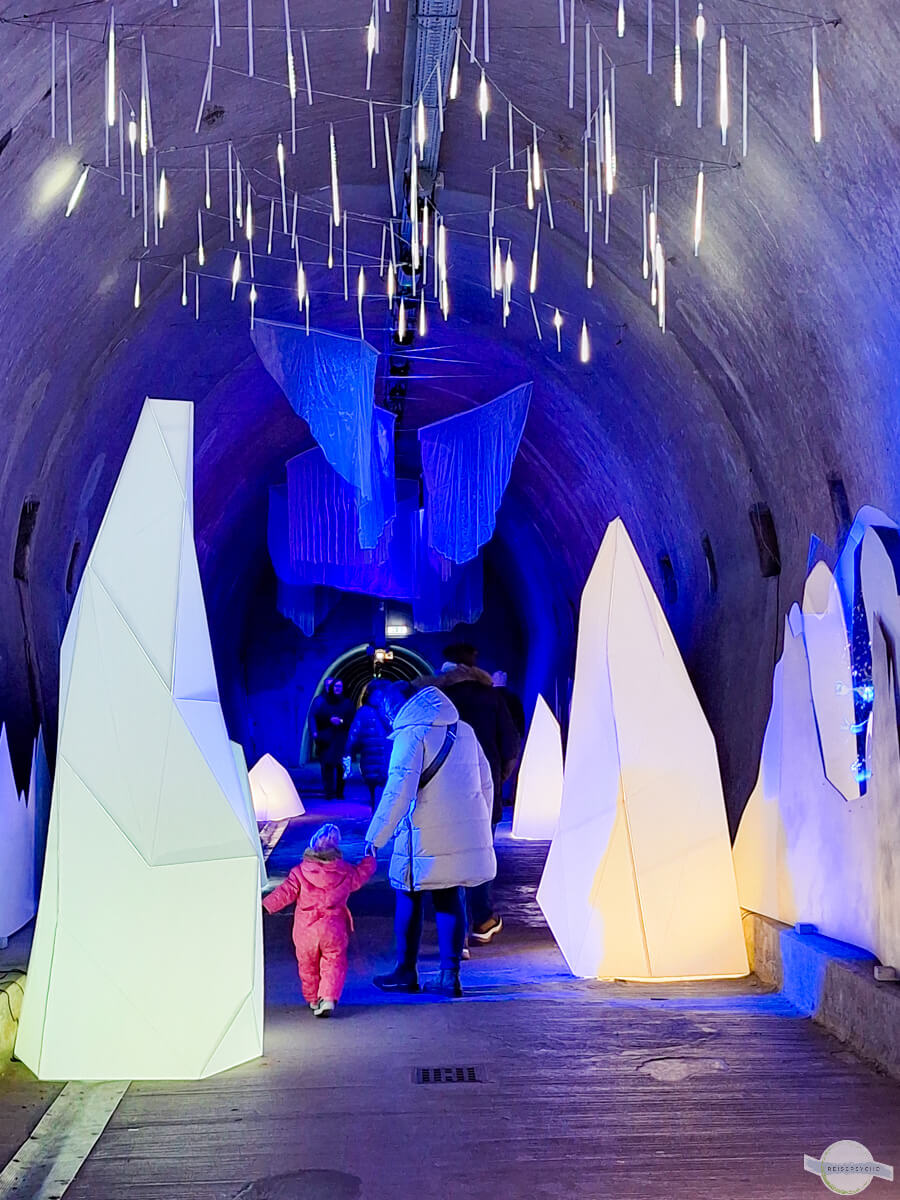 Gric-Tunnel in Zagreb zur Weihnachtszeit