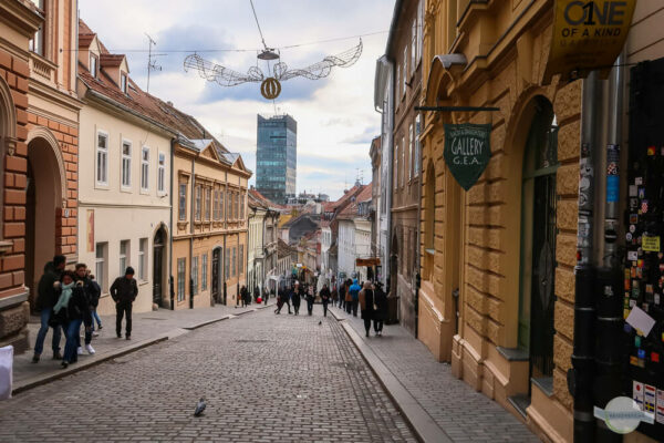 Durch die Straßen Zagrebs spazieren