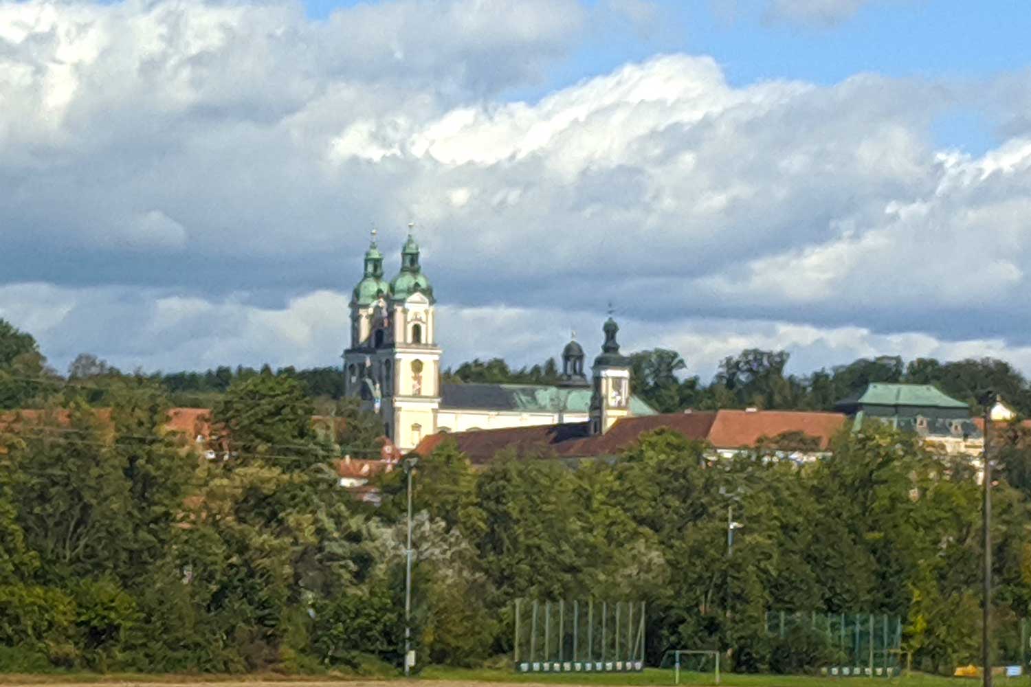 Blick auf Klosterkirche