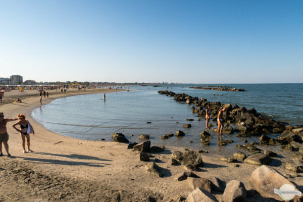 Der lange Strand im Po Delta nördlich von Porto Garibaldi