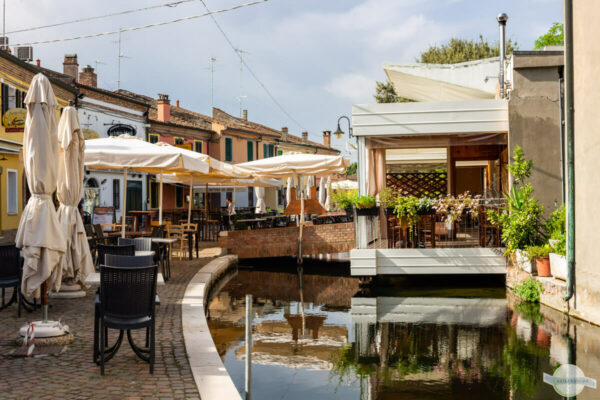 Romantisches Restaurant am Kanal in Comacchio