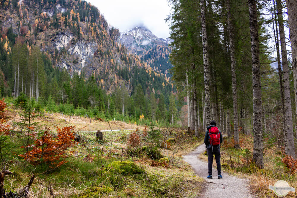 Wanderung im Pongau: unterwegs am Jägersee
