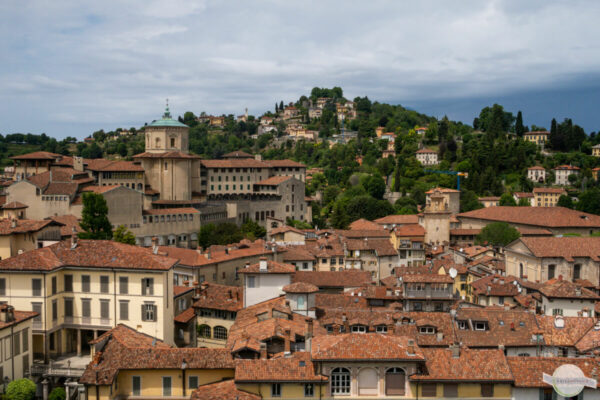 Blick auf Bergamo San Vigilio