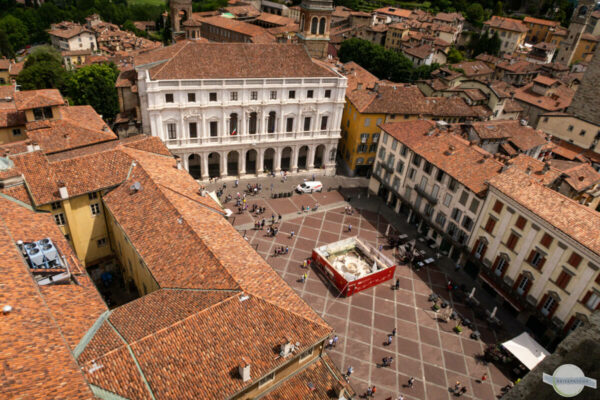 Piazza Vecchia in Bergamo von oben