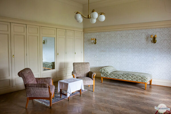 Original erhaltenes Zimmer im Südbahnhotel