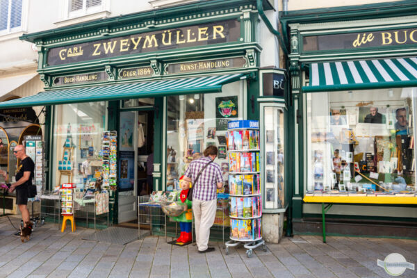 Buchhandlung Zweymüller: altes Geschäft in Baden bei Wien