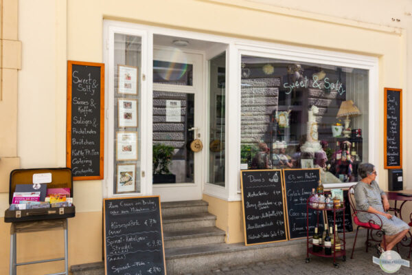 Geschäft und Cafe in Baden bei Wien