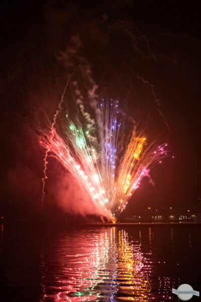 Feuerwerk im Hafen von Triest