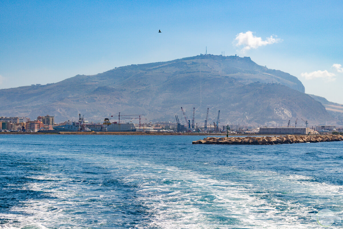 Mit dem Schiff von Trapani nach Favignana