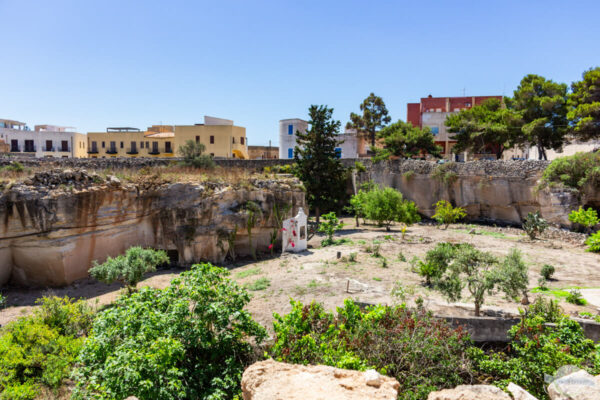 Ruinen im Zentrum von Favignana