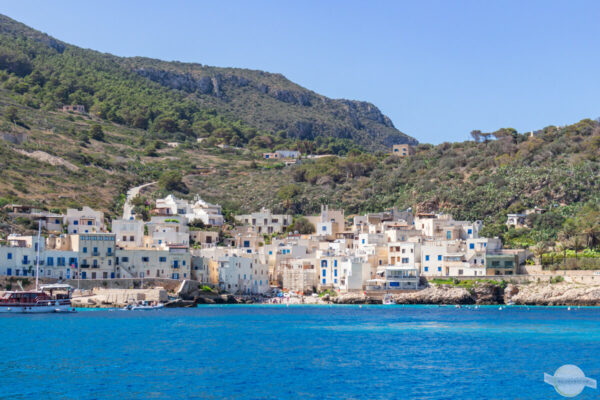 Blick auf Levanzo vom Schiff aus