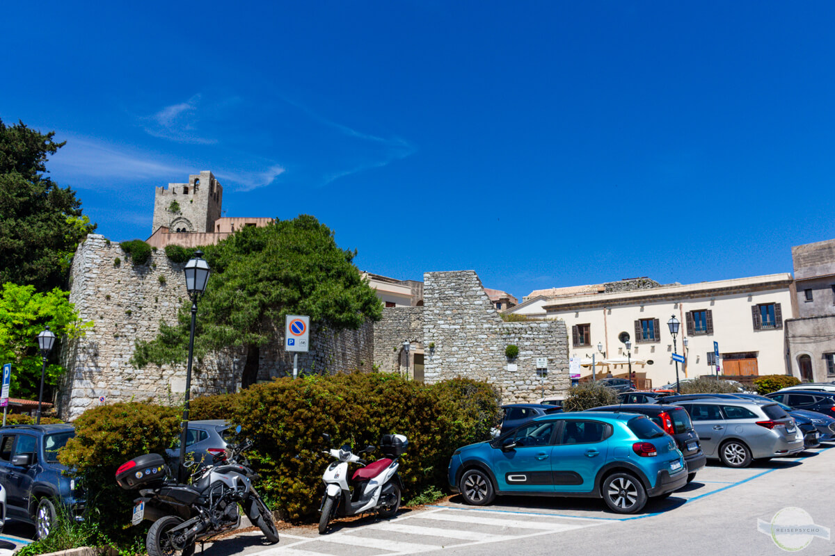 Parkplatz in Erice