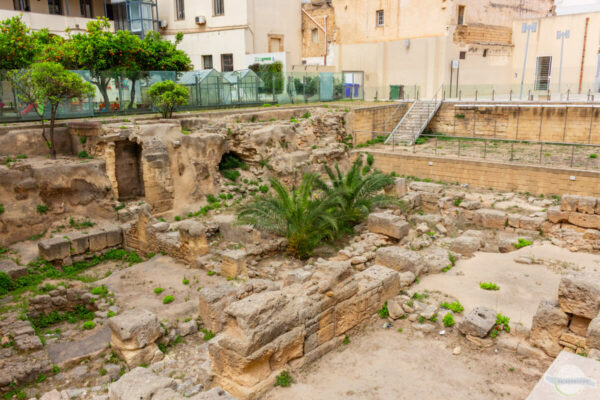 Ausgrabung mitten in der Stadt von Marsala