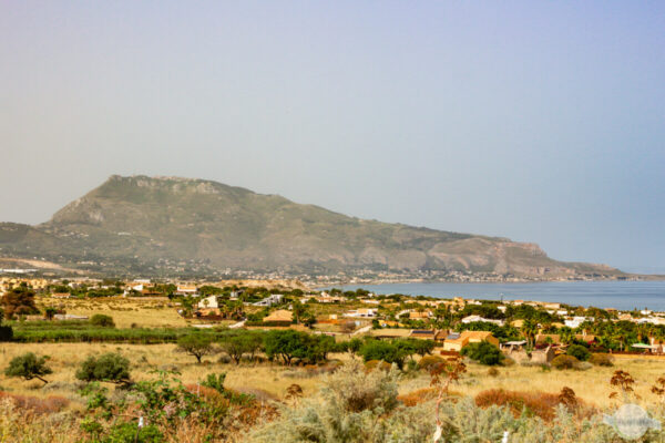 Westküste Sizilien Blick auf Monte Erice von Custonaci aus