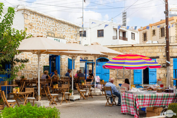 Zypern Cafe am Hauptplatz in Kouklia