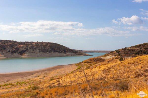 Der Asprokremmos-Stausee auf Zypern