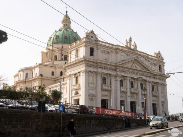 Basilika am Capodimonte in Neapel